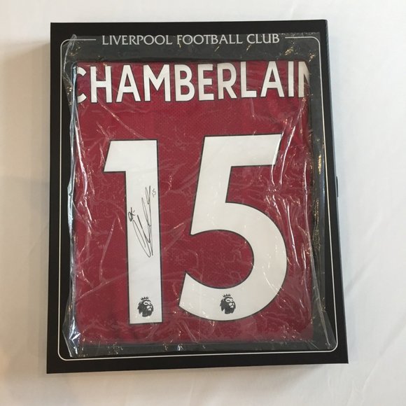 NWT Liverpool's Chamberlain Signed Jersey - Sz M - Picture 3 of 10